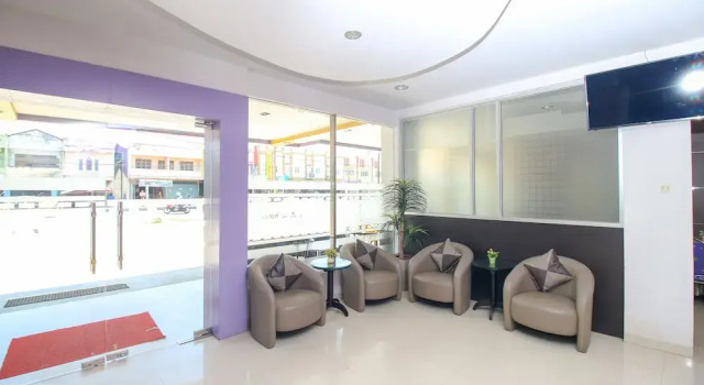 Airy Syariah Bunggasi 19 Kendari, Prenota Hotel Hotel a Sulawesi con parcheggio, Parcheggio