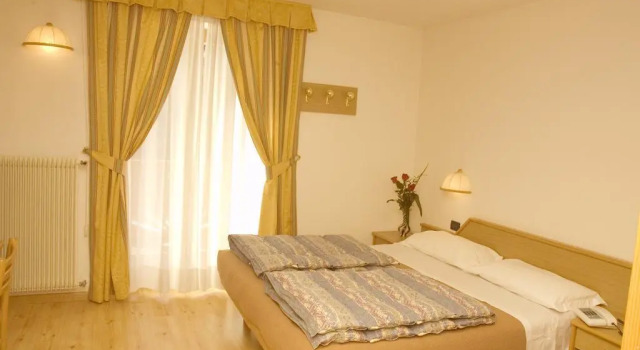Garni B&B Mozart Nesthouse, Забронировать Отель Канацеи Трентино-Альто-Адидже, рядом с Валь-ди-Фасса
