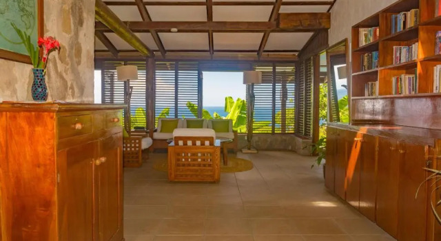 Вилла с 3 комнатами Stonefield Villa Resort