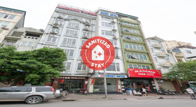 OYO 196 Sweet Hotel, Забронировать Отель Отели Кау Гиай с парковкой, Парковка