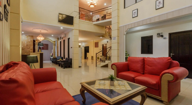 RedDoorz Plus near Pantai Malalayang Manado