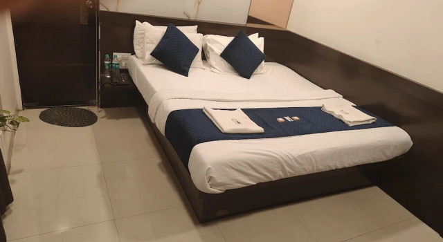 Двухместный номер Standard с балконом Hotel Anand Palace