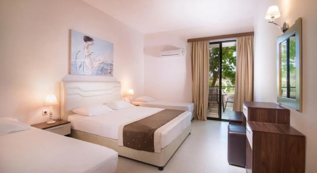Четырёхместный номер Hotel Rema