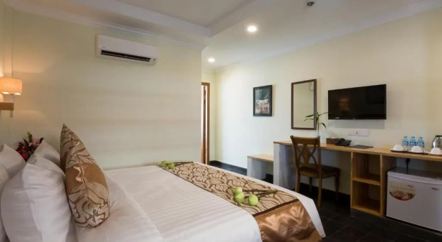 Двухместный номер Deluxe с видом на бассейн Grand Bayon Siem Reap Hotel