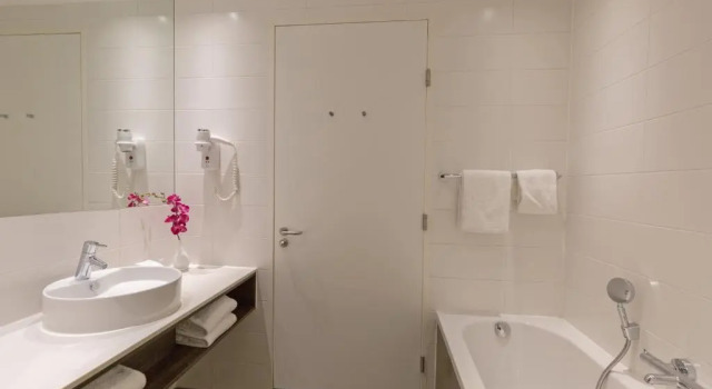 Двухместный номер Comfort Leonardo Royal Hotel Den Haag Promenade