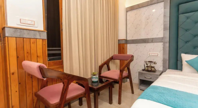 Номер Classic Tara Van - Best Mountain View Hotel in Dharamkot