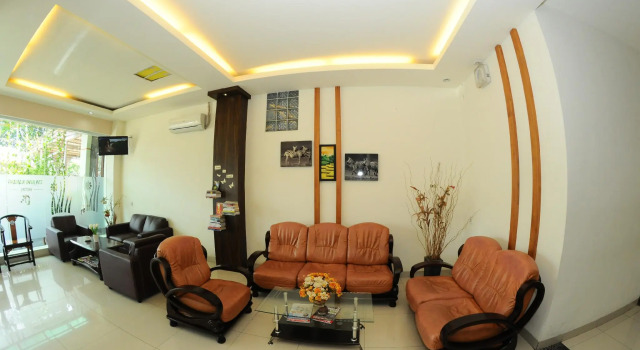 Tanjung Karang Hotel, Book Hotel Hotels in Sumatra with Breakfast, Breakfasts