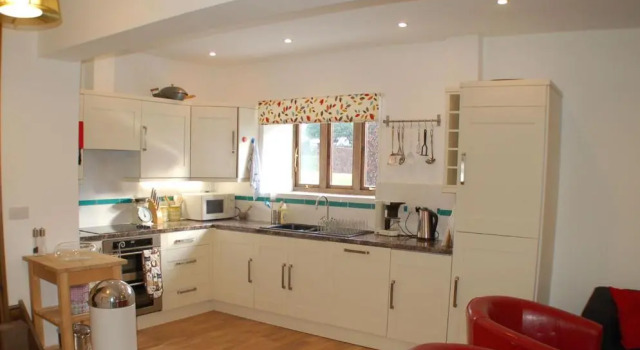 Orchard Barn, Woodhayes, Book Hotel Hoteller i Honiton med parkering, Parkering