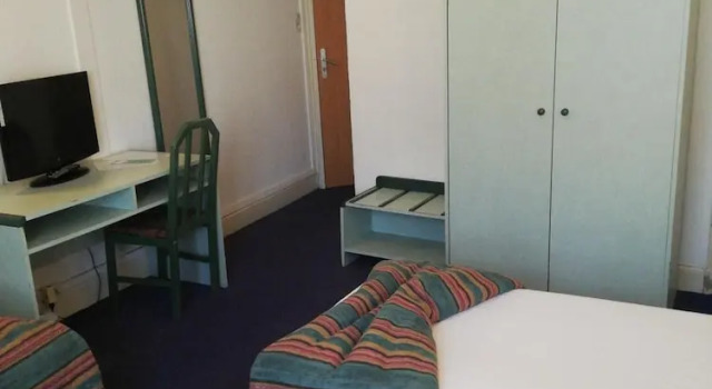 Трёхместный номер Standard Hôtel de Nevers