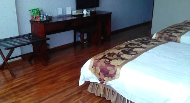 Xinjin Cambridge Peninsula Hotel, Book Hotel Xinjin Sichuan