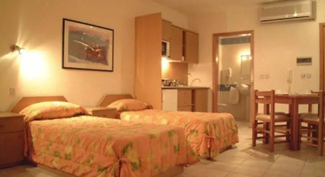 The Londoner Hotel St. Julians, Забронировать Отель Отели Сент-Джулианс 3 звезды, 3*