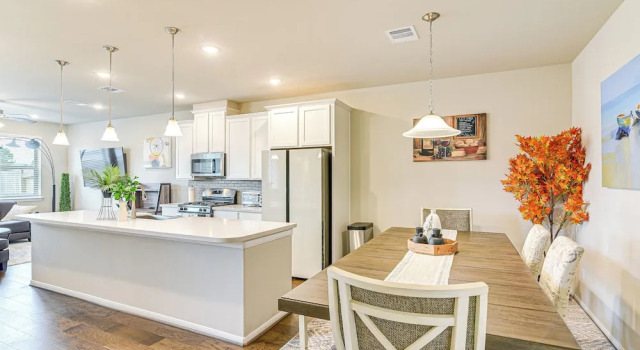 Welcoming Pasadena Home: 22 Mi to Downtown Houston, Boek Hotel Pasadena Houston