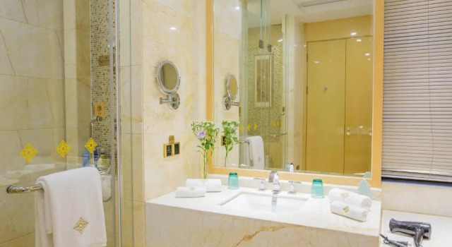 JinLing Hotel SanFangXiang, Book Hotel Hotels in Jiangyin with a Pool, Swimming Pool
