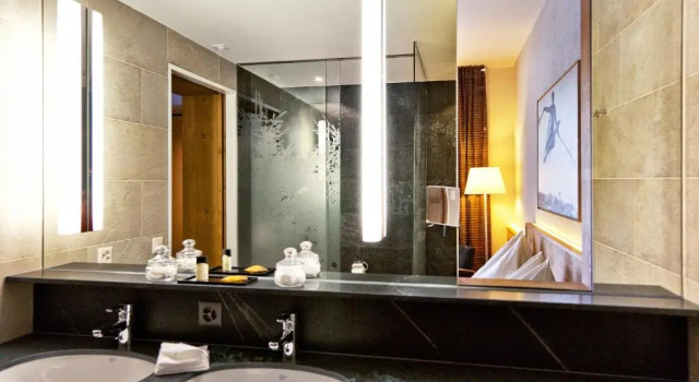 Номер Superior Waldhotel Arosa
