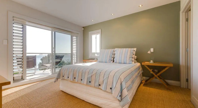 Sea Breeze Lodge, Rezerwuj Hotel Hotele w Auckland Region z parkingiem, Parking