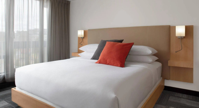 Номер Standard с 2 комнатами Delta Hotels by Marriott Mont Sainte-Anne, Resort & Convention Center