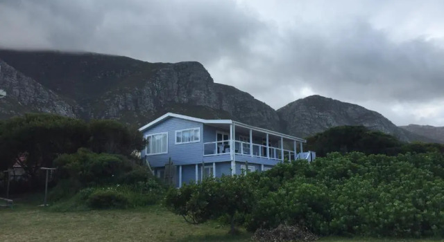 Коттедж Rustic beach house
