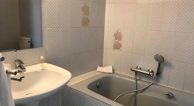 Трёхместный номер Standard с красивым видом из окна LAnnexe Plaisance - Hôtel Non Climatisé