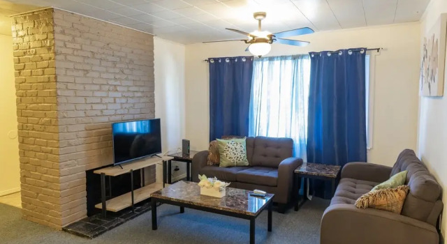 Cozy, 4-bedroom Near Concord Bart, Забронировать Отель Конкорд Область залива Сан-Франциско