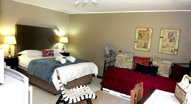 Oliveroom Self Catering and B&B, Забронировать Отель «постель и завтрак» Дурбан Квазулу-Наталь, рядом с Elizabeth Sneddon Theatre