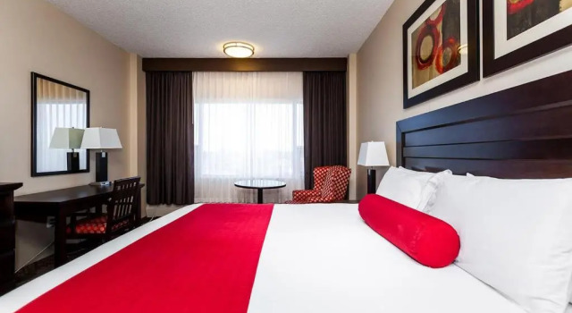 Номер Standard Century Casino & Hotel Edmonton