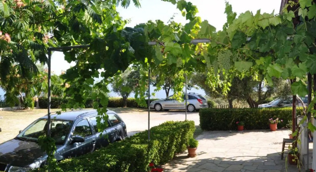 Aris Pension, Book Hotel  