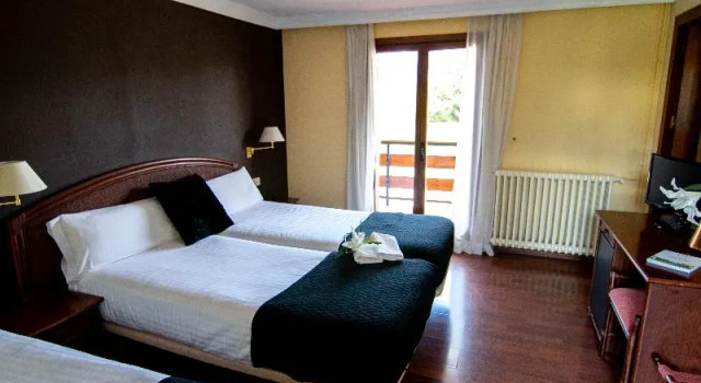 Двухместный номер Standard с балконом Hotel Moixeró