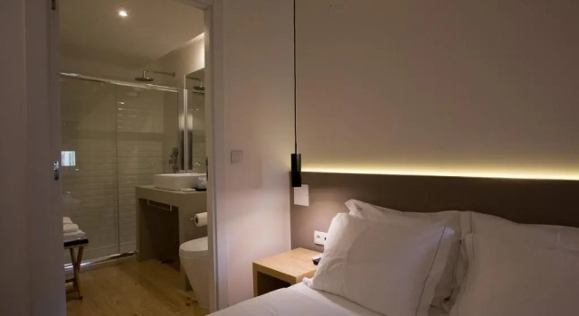Одноместный номер Cozy The 8 - Downtown Suites