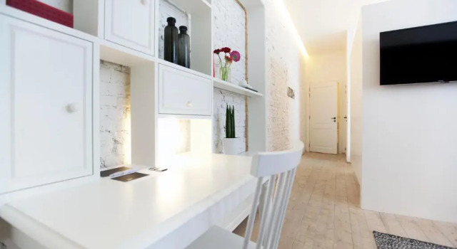 Люкс Superior с балконом и с красивым видом из окна Maison Nationale City Flats & Suites