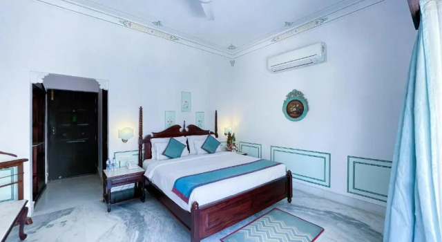 Двухместный номер Standard с балконом Amar Kothi