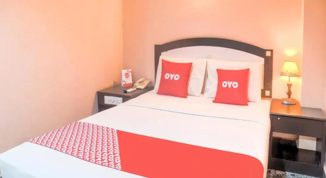 Люкс Deluxe OYO 90005 Sydney Hotel