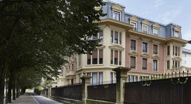 Beduria C Apartment by FeelFree Rentals, Rezerwuj Apartament Hotele w Baskonia z parkingiem, Parking