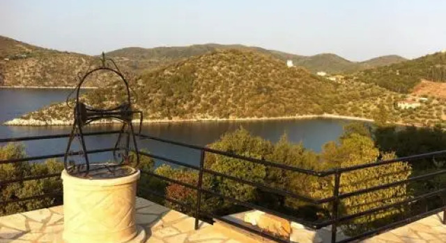Razos Windmill, Rezervovat Hotel Ithaka Ithaka