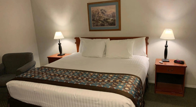 Кровать в общем номере Heritage Inn - Yosemite/Sonora