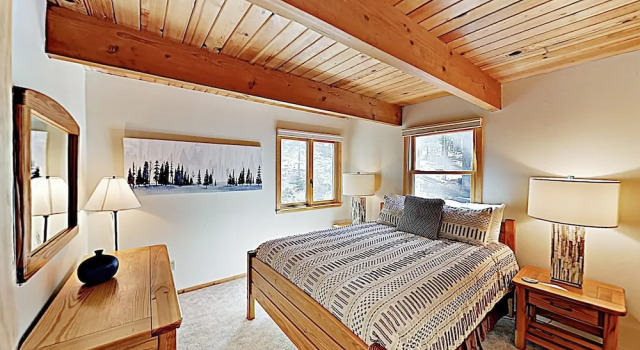 Remodeled Home W/ Shuttle To Northstar Village Home