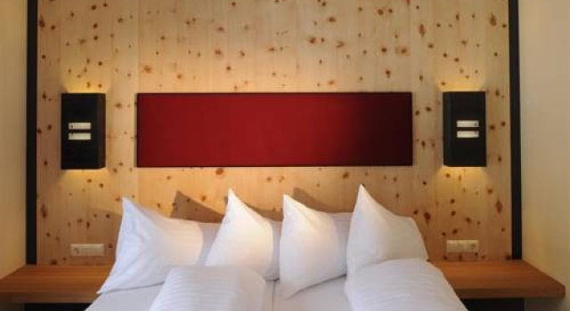 Apart - Hotel Kühtaier Schlössl, Забронировать Апарт-отель Зильц Mieminger Plateau