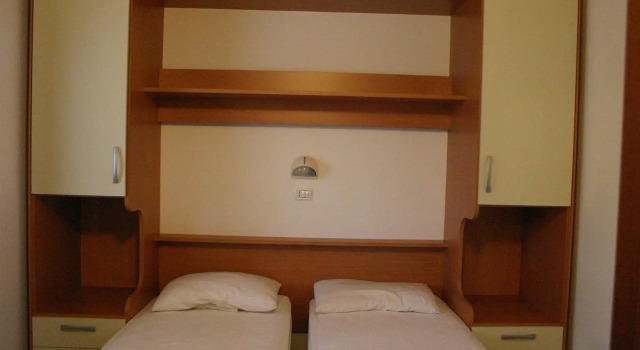 Residence Club Sole Mare, Rezerwuj Hotel Hotele w Foresta Umbra z basenem, Basen