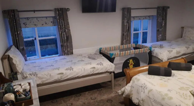 Upper Eyton Farmhouse B&B, Забронировать Отель «постель и завтрак» Отели Англии 3 звезды, 3*