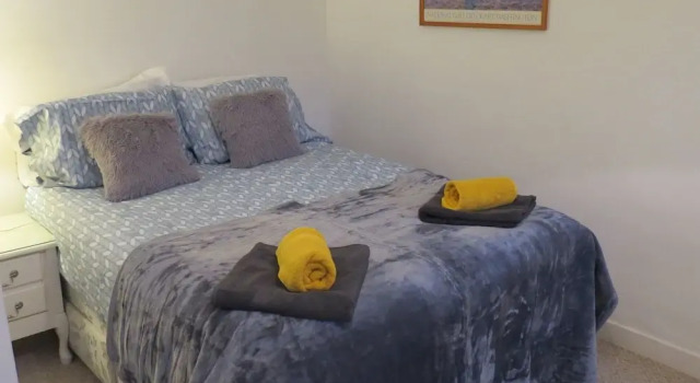 Cabaña Frog Palace - Secure Parking-Outside Area-Topsham-Exeter-Beach-Chiefs-WiFi