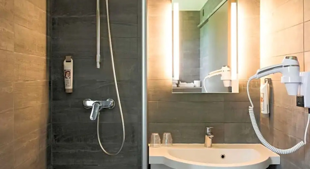 Номер Standard ibis Carcassonne Est la Cité