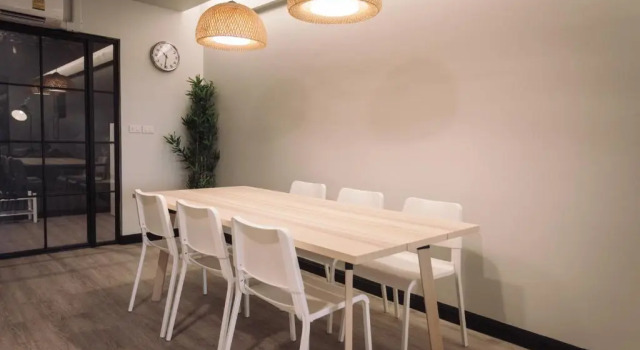 Апартаменты Silom 2 Bedrooms BTS S6