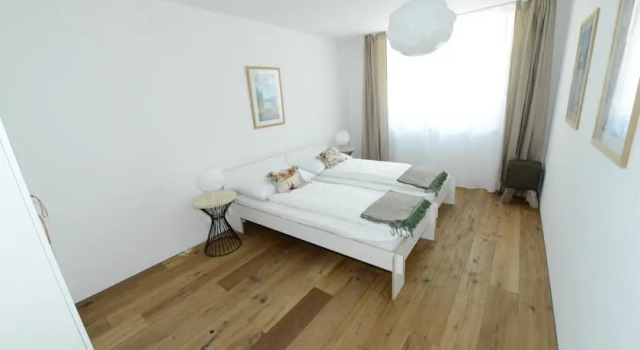 CORONA, Book Hotel Vaz-Obervaz Grisons