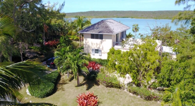 Sunnyside 2 Bedroom Home, Buchen Sie Ferienhaus Windermere Island Bahamas
