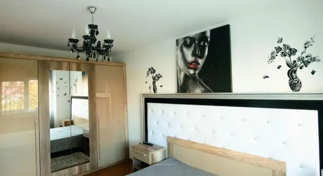 Apartament lux Crialy - 3 camere, Varaa Huoneisto Timişoara Timiş, lähellä Fructus Plaza