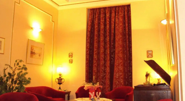 Astoria Hotel Traditional