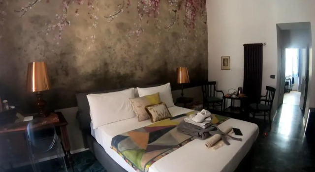 B&B Lex Room Santa Lucia, Buchen Sie Bed & Breakfast Lungomare Caracciolo Neapel