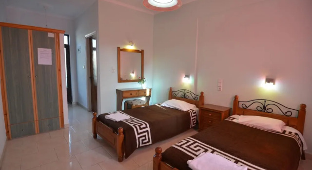Двухместный номер Economy с балконом Acapulco Marinos Apartments- Adults Only