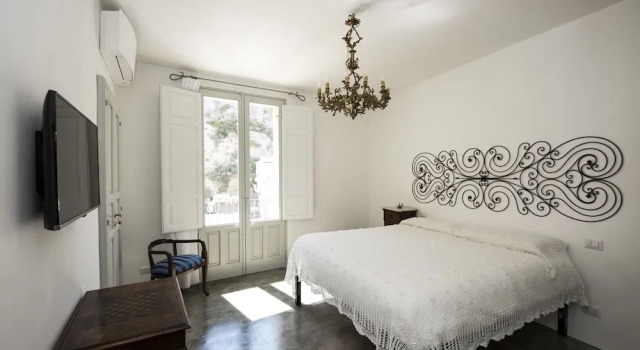 Двухместный номер Standard с балконом Sanbartolomeo Casa & Putìa