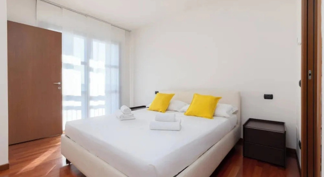 Large Duplex With Private Terrace Gluck Milan