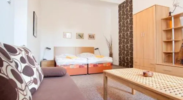 Apartment Centrum, Buchen Sie Ferienwohnung Budweis 